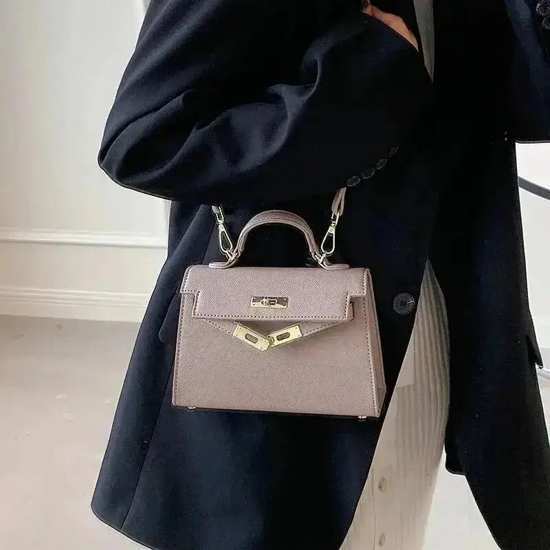 Maré Cacau™ Parisa Handbag