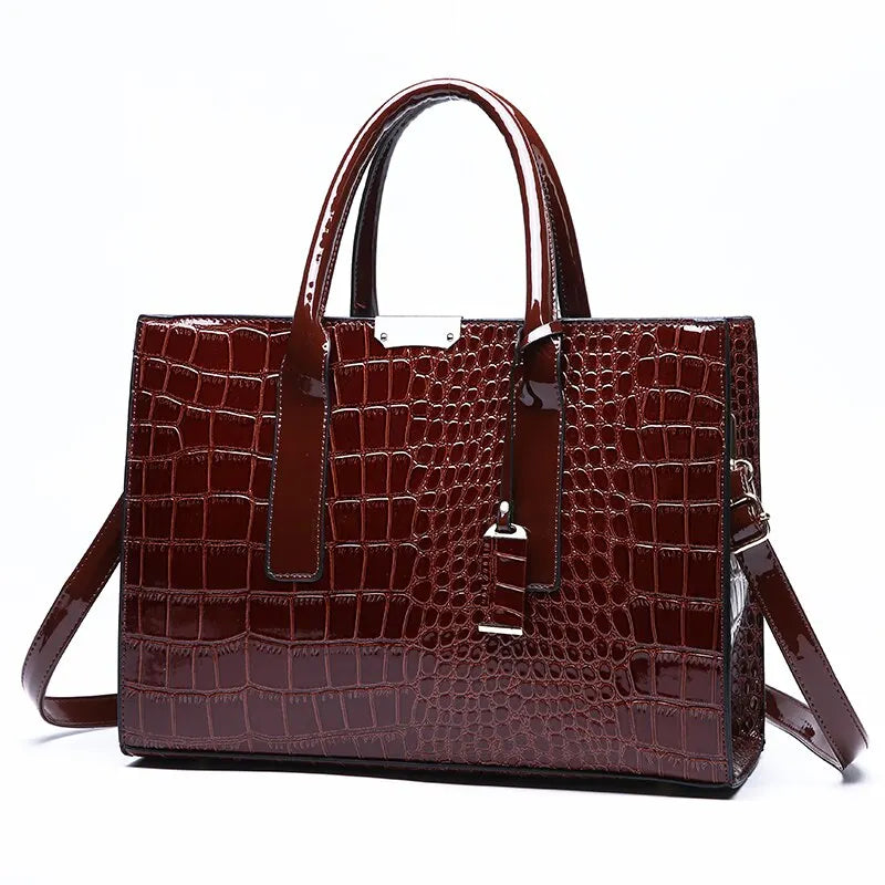 Maré Cacau™ Croco Handbag